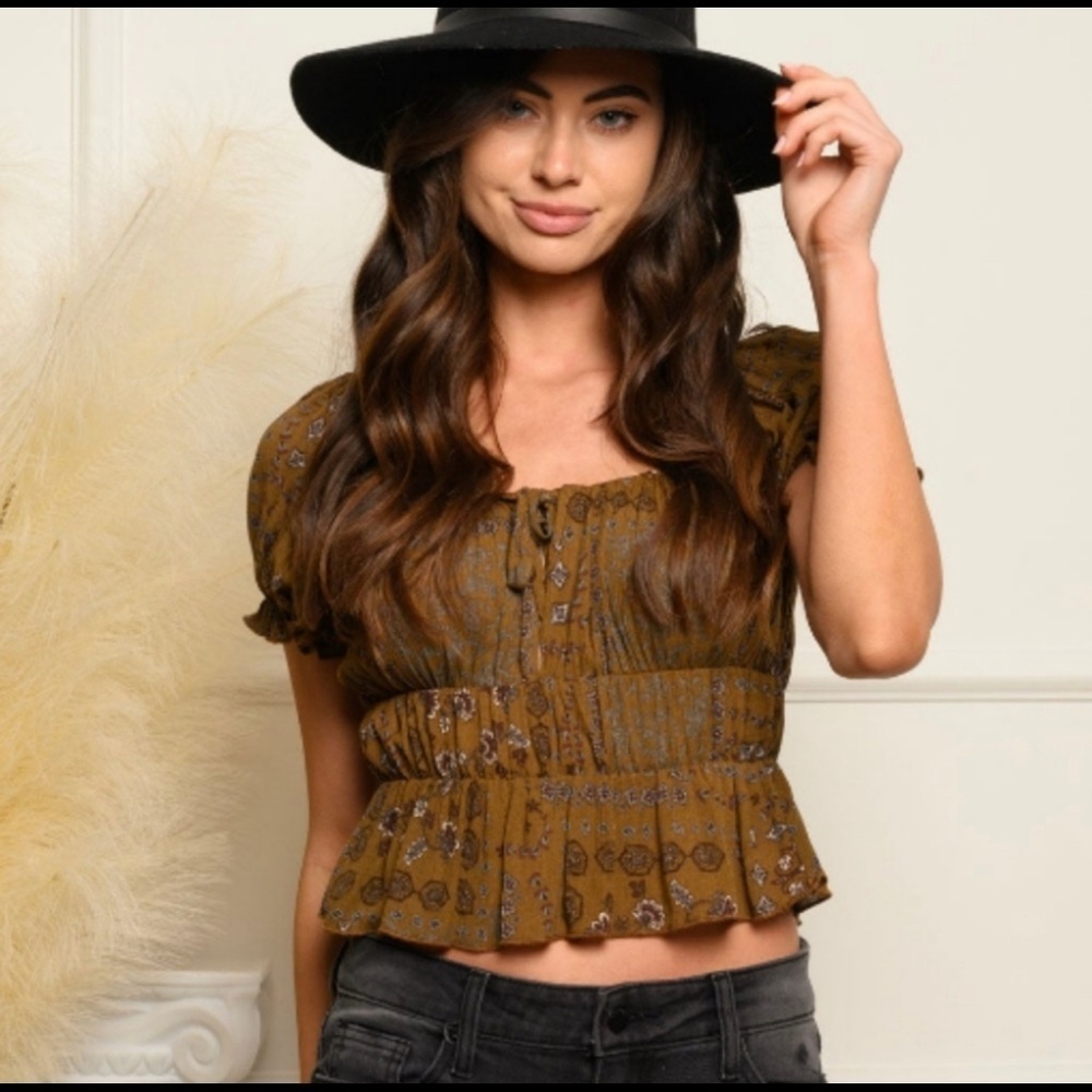 💥🔥CLEARANCE SALE⚡️🌟The HARPER Ruched Boho Print Top - Picture 2 of 4